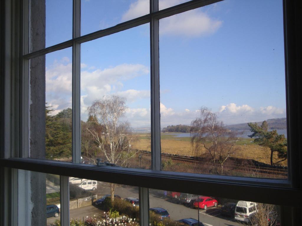 Bay Villa Grange-over-Sands Екстериор снимка